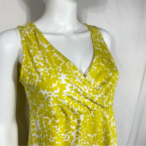 Merona Chartreuse Faux Wrap Front Sleeveless Top - Picture 2 of 5